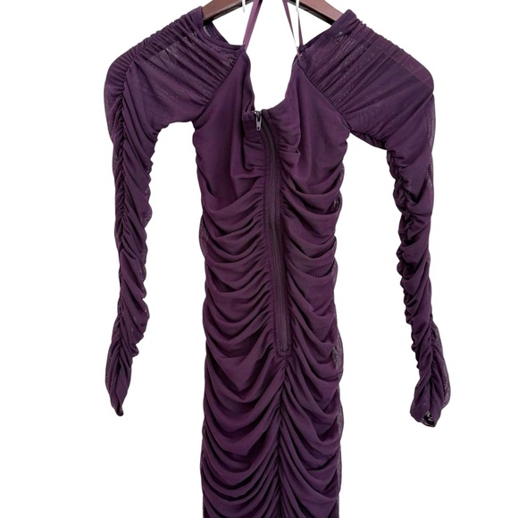 NWT Windsor Marla Mesh Off-The-Shoulder Formal Dress Size Large Purple Plum Long - Picture 11 of 12